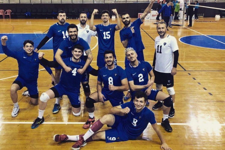 Bursa Karacabey Belediyespor t&uuml;m branşlarda dolu dizgin