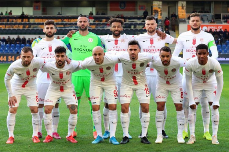 Antalyaspor k&ouml;t&uuml; gidişe 'dur' demek istiyor