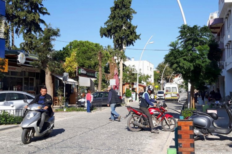Akdeniz'de 4.3 b&uuml;y&uuml;kl&uuml;ğ&uuml;nde deprem