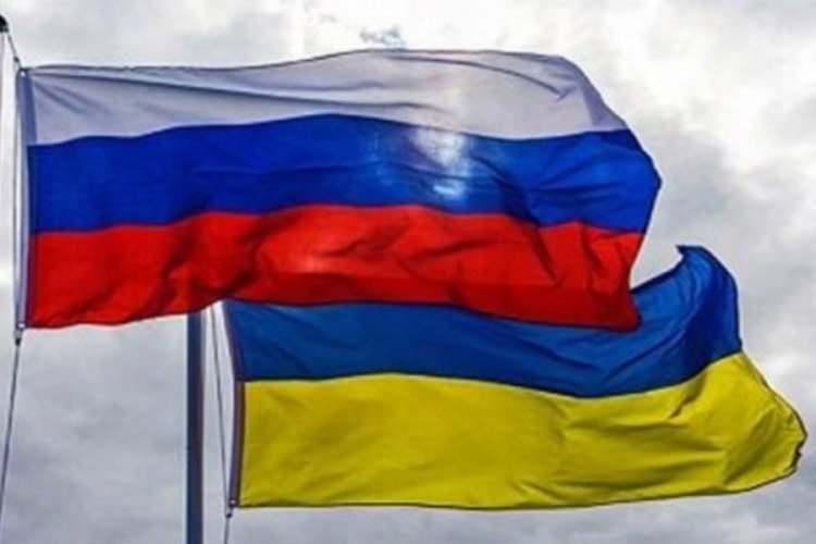 Rusya ve Ukrayna petrol anlaşmasını 10 yıl uzattı
