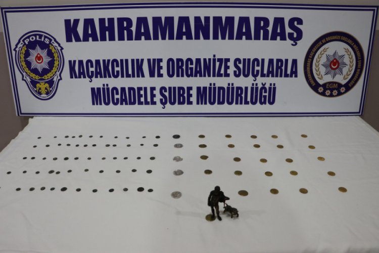 Kahvehanenin &ccedil;&ouml;p kovasından tarihi eser fışkırdı