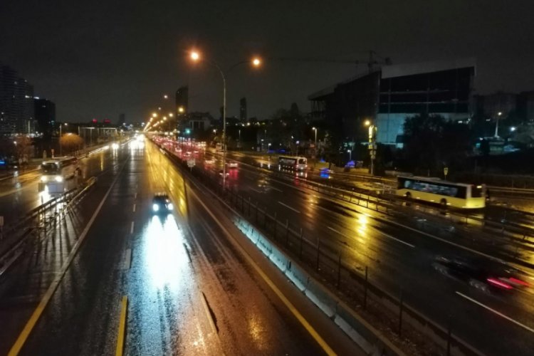 İstanbul'da yağmur etkili oluyor