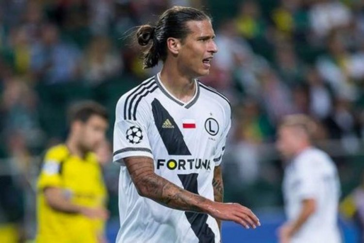 Golc&uuml; oyuncu Beşiktaş'ı resmen itiraf etti