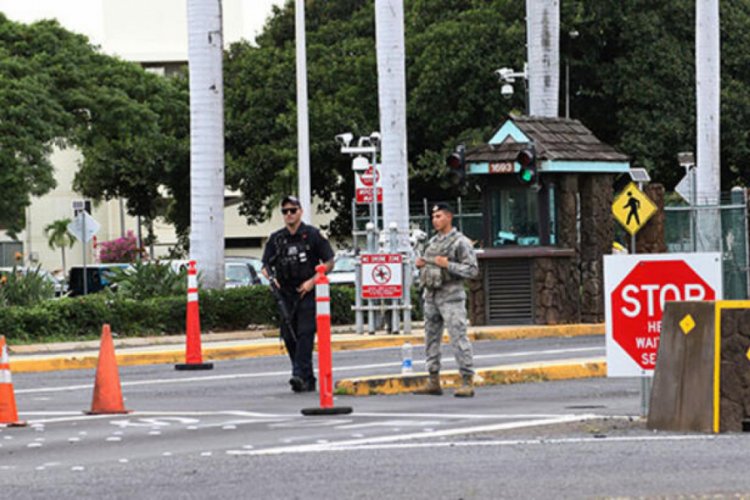 Pearl Harbor Tersanesi'nde silahlı saldırı