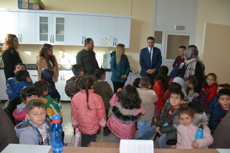 Minikler rehabilitasyon merkezini ziyaret etti