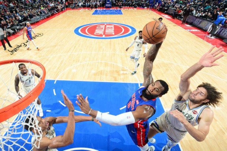 NBA'de Bucks hız kesmiyor