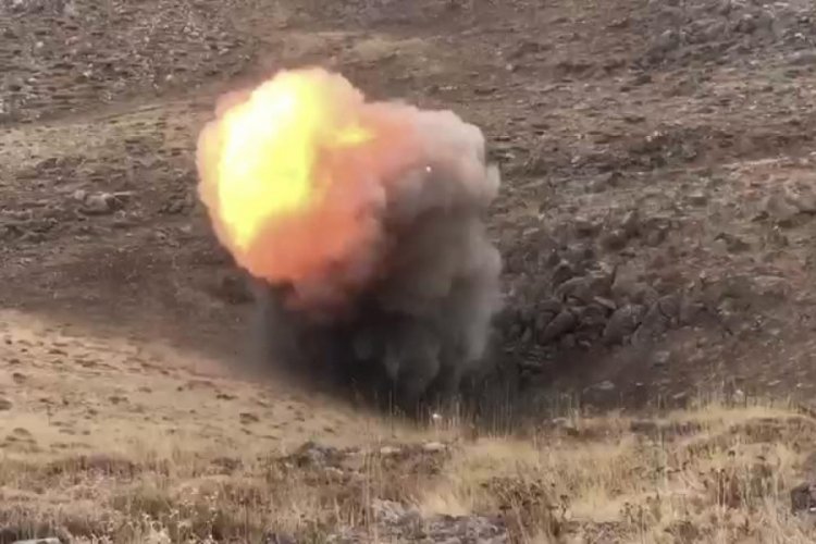 Van'da ele ge&ccedil;irilen PKK patlayıcı ve m&uuml;himmatı imha edildi
