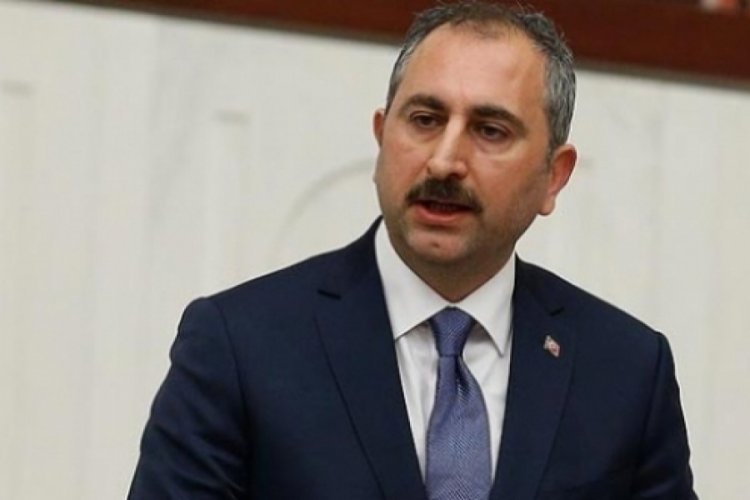 Bakan G&uuml;l'den Ceren &Ouml;zdemir a&ccedil;ıklaması