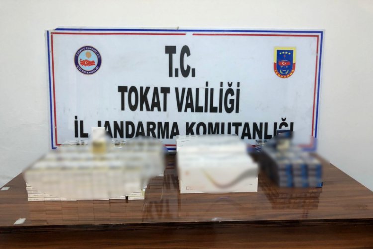 Tır zulasından 132 paket ka&ccedil;ak sigara &ccedil;ıktı
