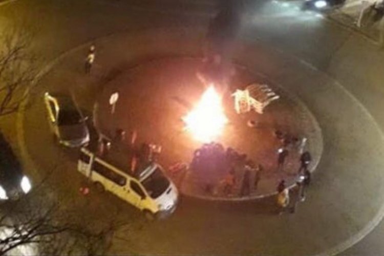 Fransa'da halk 'Macron h&uuml;k&uuml;metine karşı' grevde