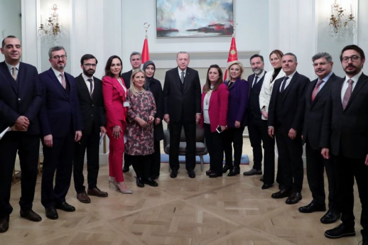 Cumhurbaşkanı Erdoğan T&uuml;rk gazetecilerle buluştu