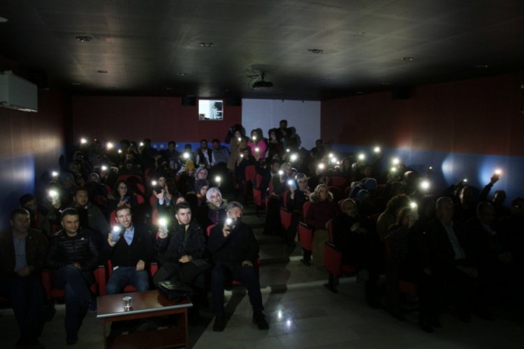 &Ouml;ğrencilere sınavlar &ouml;ncesi şiirli şarkılı motivasyon
