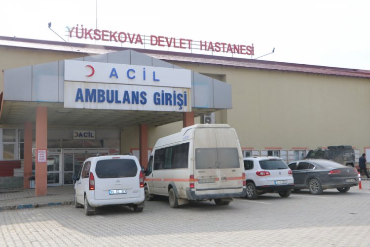 Ka&ccedil;ak elektrik denetimi sırasında fenalaşan kadın &ouml;ld&uuml;