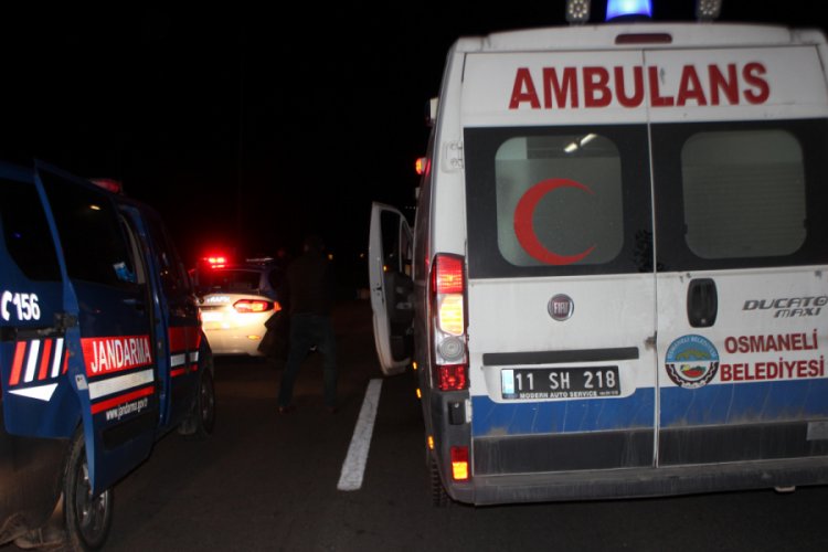 Otomobil yayaya &ccedil;arptı: 1 &ouml;l&uuml;