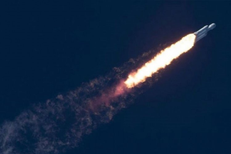 SpaceX'ten 's&uuml;per fare'li kargo