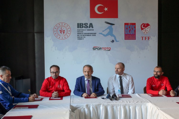 G&ouml;rme Engelli Futsal Milli Takımı'nın hedefi d&uuml;nya şampiyonluğu