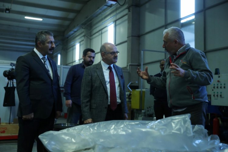 Vali &Ccedil;akacak'tan &uuml;retim tesislerine ziyaret