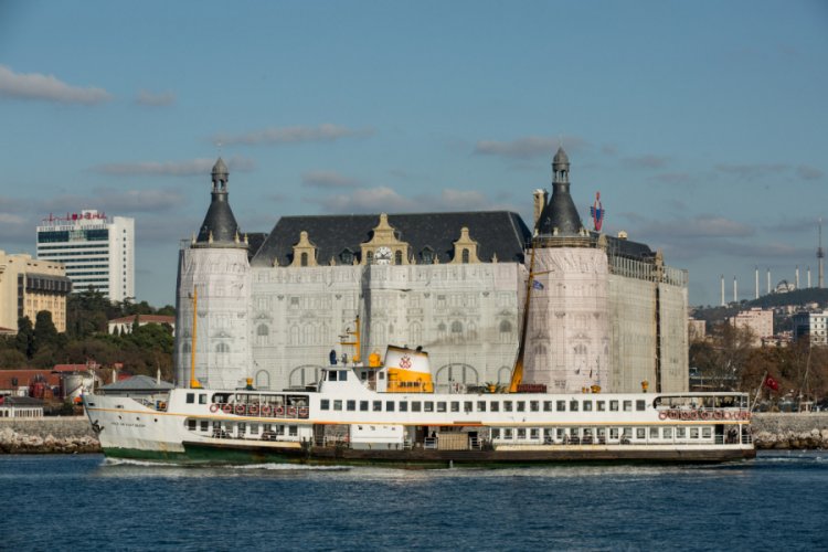 Haydarpaşa Garı'nda restorasyon &ccedil;alışmaları s&uuml;r&uuml;yor