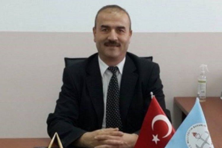 Kadınlara hakaret ettiği i&ccedil;in a&ccedil;ığa alınan okul m&uuml;d&uuml;r&uuml;, &ouml;ğretmen olarak g&ouml;reve d&ouml;nd&uuml;