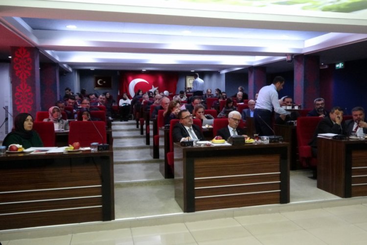 Mezarlık i&ccedil;inde kalan konut alanı arazisi sorunu  &ccedil;&ouml;z&uuml;lemiyor