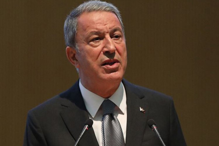 Bakan Akar: Ter&ouml;rle m&uuml;cadelede yalnız bırakıldık