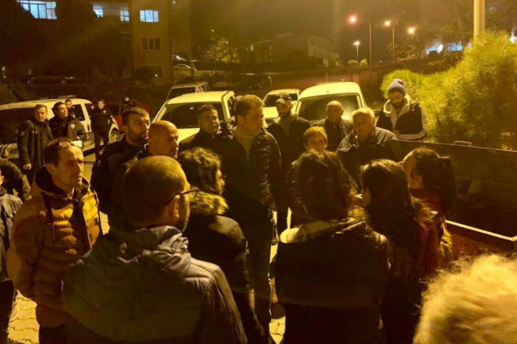 Sokak k&ouml;peklerini zehirlediler