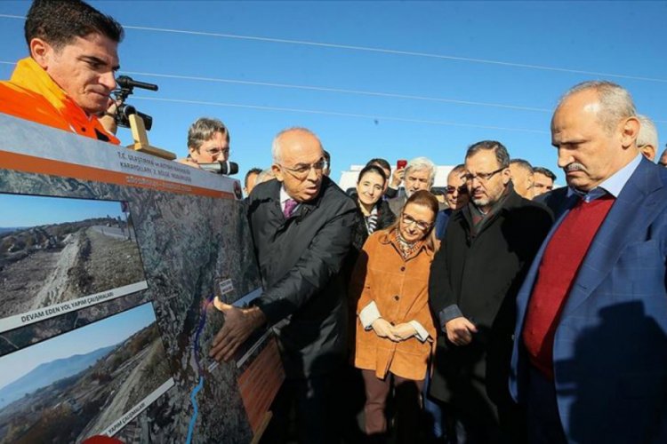 Bakanlar Pekcan, Turhan ve Kasapoğlu, Manisa'da yatırımları inceledi