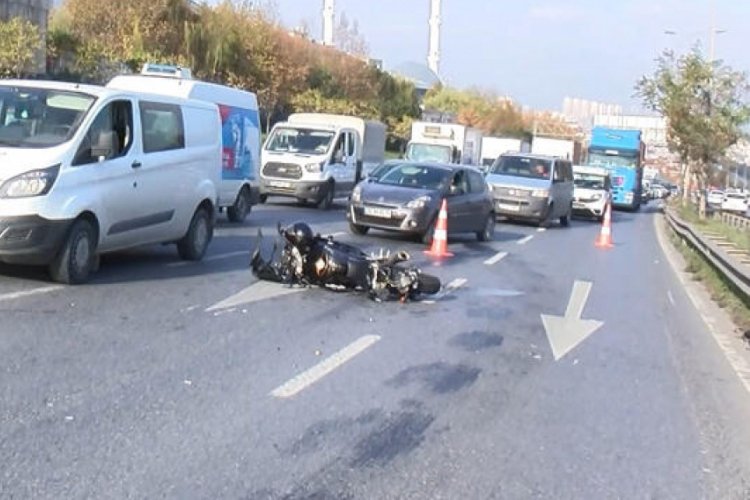 Motosikletli iki kişi yaralandı