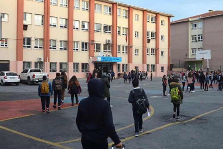 İ&ccedil;işleri Bakanlığı: Okulların &ccedil;evresindeki olaylar y&uuml;zde 25 azaldı