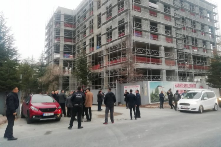 Mehmet &Ouml;zhaseki, Hematoloji Onkoloji ve &Ccedil;ocuk İliği Hastanesi'nin inşaatını inceledi