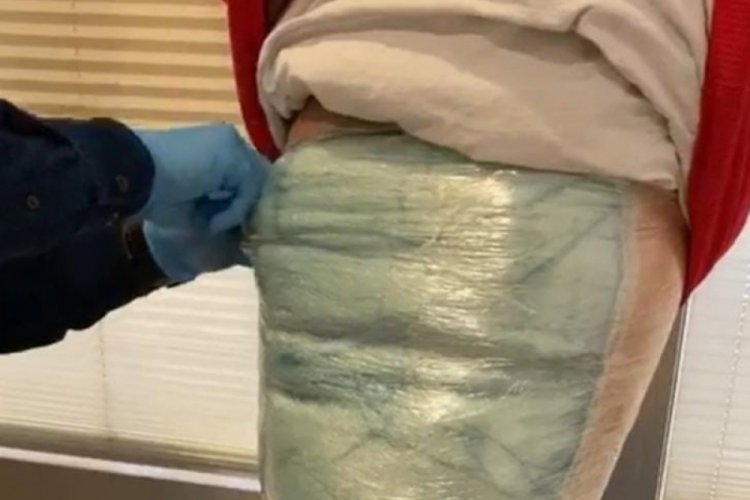 Uyuşturucuyla u&ccedil;ağa binmek isterken yakalandı