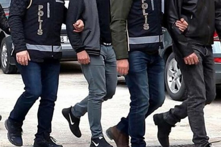 İstanbul'da FET&Ouml; operasyonu: 6 g&ouml;zaltı