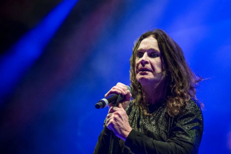 Ozzy Osbourne'dan &ccedil;alınan gitarını bulana 25 bin dolar &ouml;d&uuml;l