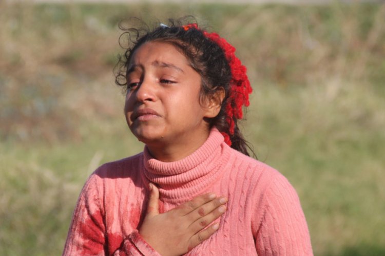 Hatice ve  ailesi yeni evlerine kavuştu