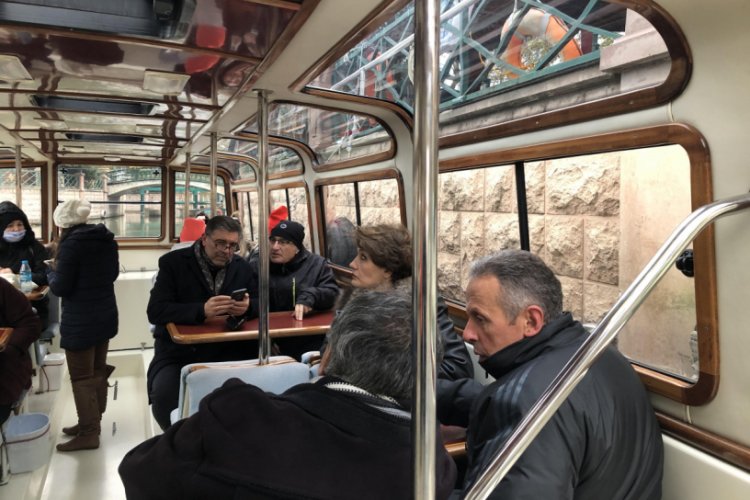 Şiddetli soğuk gondol keyfine engel olmadı