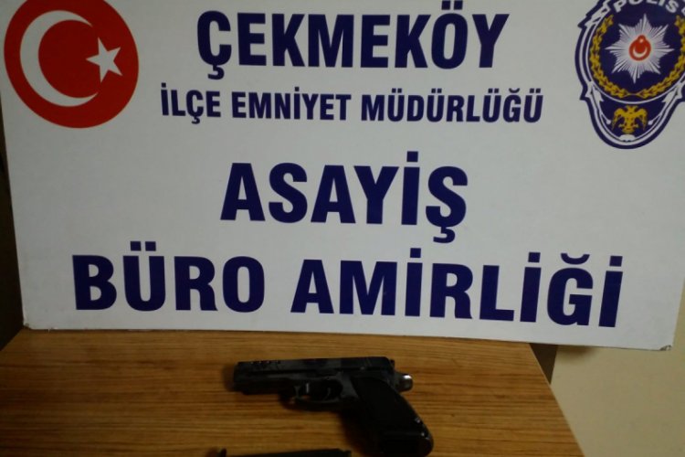 &Ouml;ğrenci yurdunu kurşunladılar