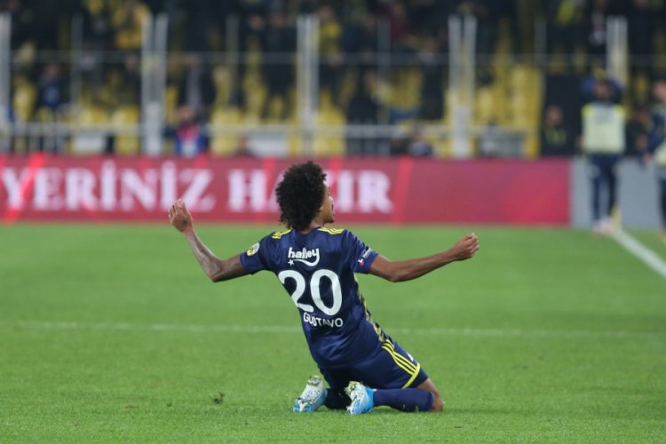 Luiz Gustavo orta alanı topladı!