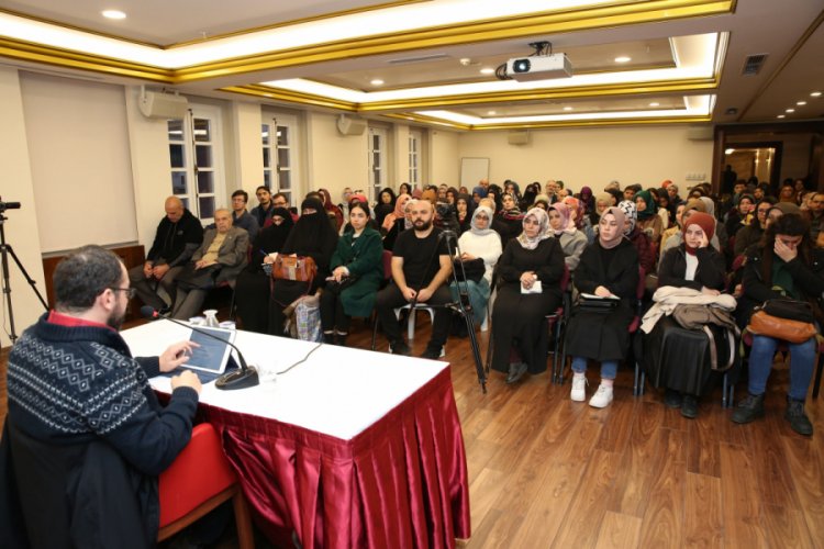 Bursa, yazar G&uuml;ray S&uuml;ng&uuml;'y&uuml; ağırladı