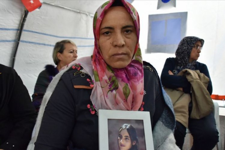 Diyarbakır annelerinden S&uuml;heyla Demir: Evlatlarımızı onlara bırakmayacağız