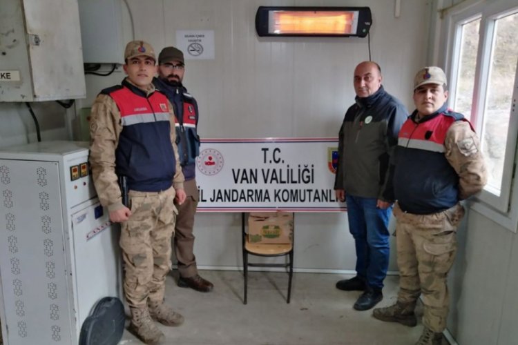 Ka&ccedil;ak avlanmış 2 Sincap ele ge&ccedil;irildi