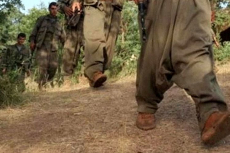 Jandarmanın ikna ettiği ter&ouml;rist teslim oldu