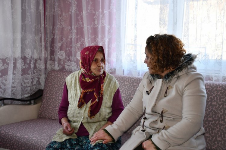 Yaşlı kadının yanan evi onarıldı