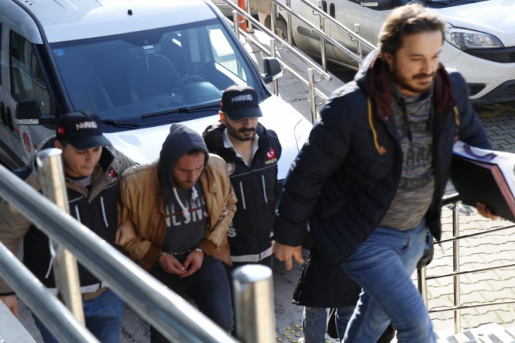 Lavaşın i&ccedil;inden uyuşturucu &ccedil;ıktı