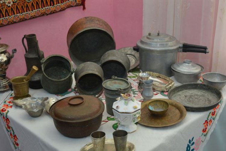 İlkokul &ouml;ğrencilerinden, bir g&uuml;nl&uuml;k nostalji m&uuml;zesi