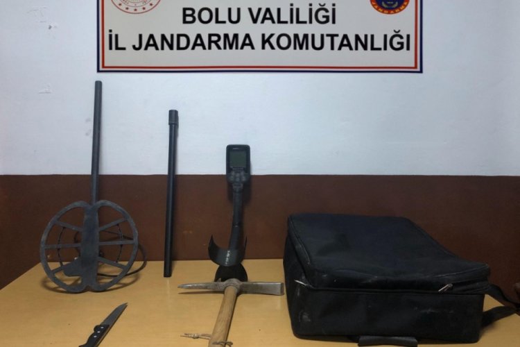 Jandarmadan ka&ccedil;ak kazı operasyonu