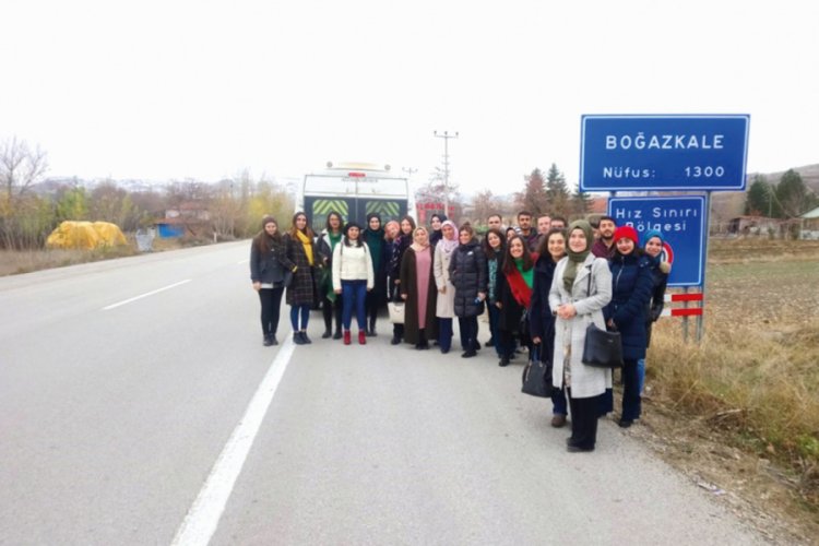 Aday &ouml;ğretmenler tarihi yerleri gezdi