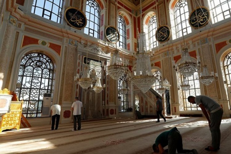 "Oru&ccedil; tutanların, namaz kılanların oranı d&uuml;şt&uuml;"