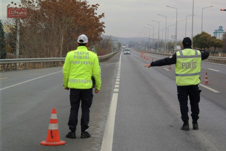Alkol alıp ara&ccedil; kullanan başhekime soruşturma a&ccedil;ıldı