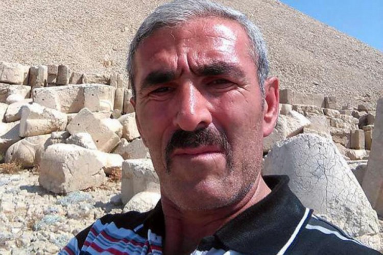 Şehit kardeşinin anısına yaptırılan &ccedil;eşmenin yanında &ouml;l&uuml; bulundu