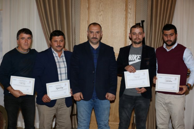 Eğitim alan 20 itfaiyeci sertifikalarını aldı